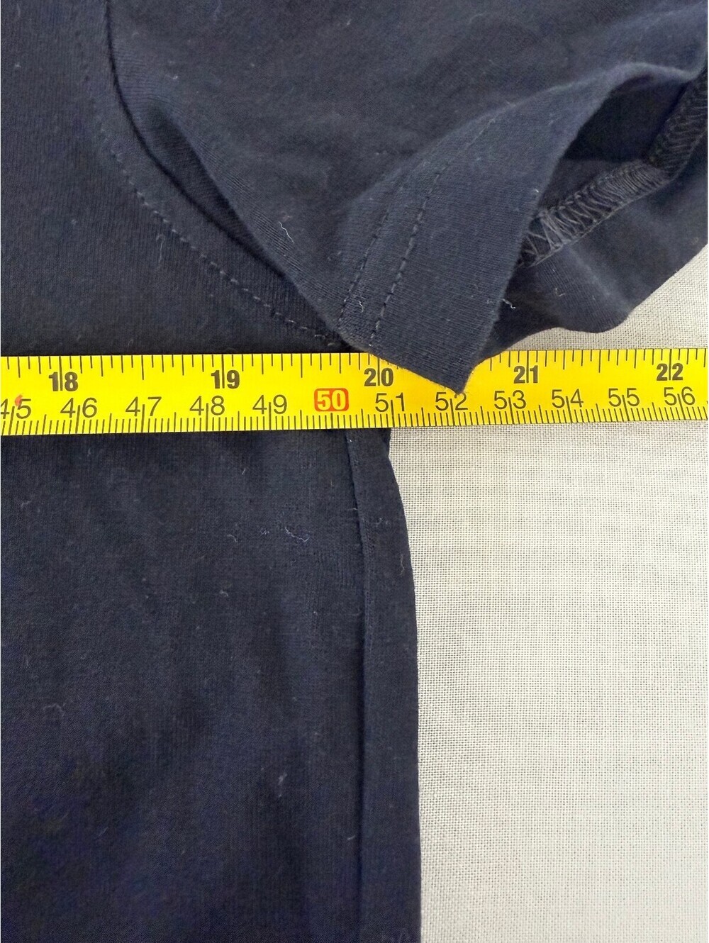 Screenshot Black Graphic Bear T-Shirt Gold Chain Crown Tee Size M Streetwear - Picture 5 of 6